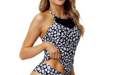 Women’s Swimsuits Up To 70% Off!