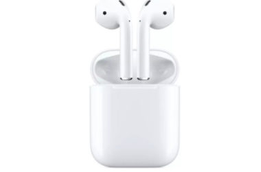 Apple AirPods with Charging Case Only $114.99 (Reg. $160)!
