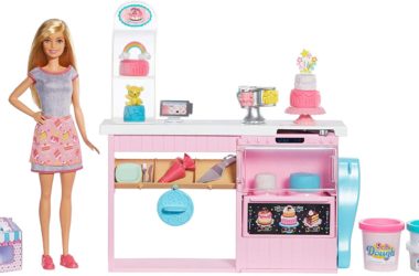 Barbie Cake Decorating Set for $20.99 (Reg. $30.00)!