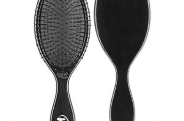 Wet Brush Original Detangler Hair Brush Only $5.48 (Reg. $10)!