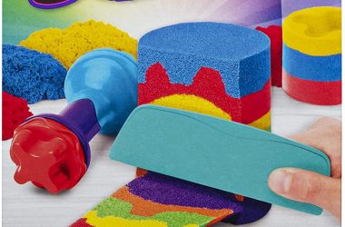 Rainbow Kinetic Sand Set for just $4.79!