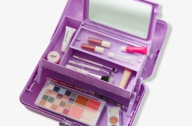 Beauty Box: Caboodles Edition Just $19.99 +FREE Gift with Purchase!