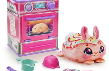 Grab the Cookeez Makery Cinnamon Treatz Pink Oven for $34.97! This is a Top Toy for 2023!