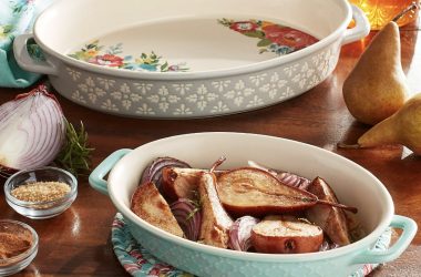 The Pioneer Woman Sweet Romance Blossoms 2PC Oval Ceramic Baking Dish Only $12 (Reg. $22)!