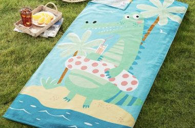 Grab Some Cute Beach Towels for Just $5.98!